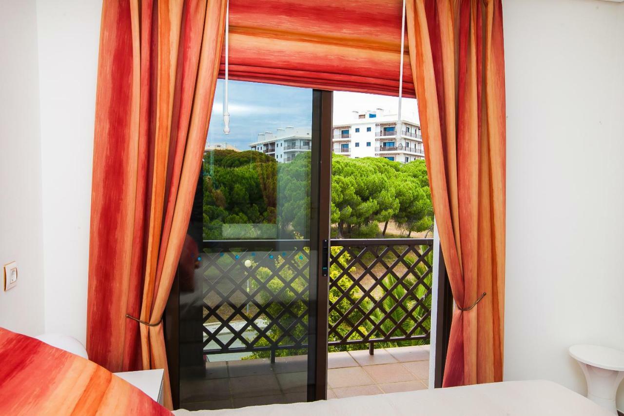 Excellent T2 Apartment With Pools 400M Falesia Beach Albufeira Exterior photo